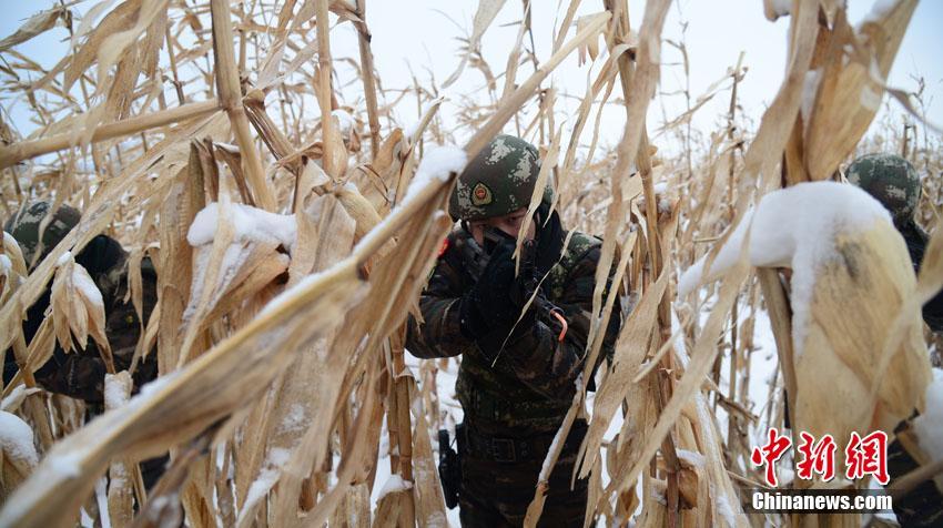 極寒の極限訓練！武装警察の「デビルウィーク」に密着　吉林省
